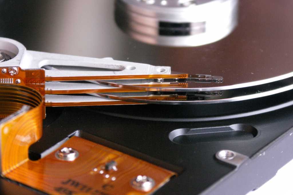When a hard drive failed, how to recover data